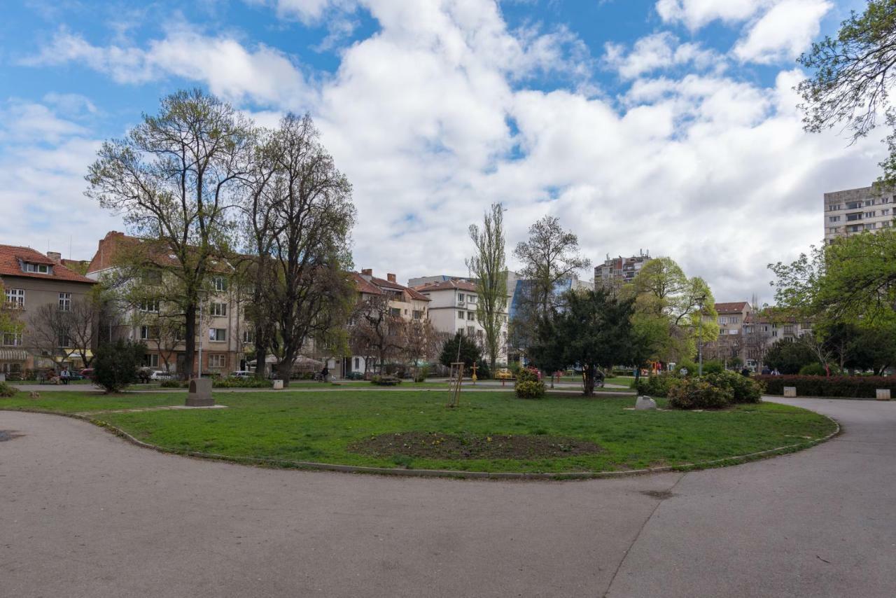 Comfort.Chic.Charming Apt With Terrace Near Ndk Sofia Exterior photo