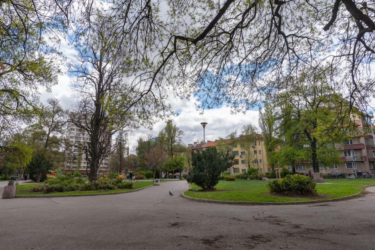 Comfort.Chic.Charming Apt With Terrace Near Ndk Sofia Exterior photo
